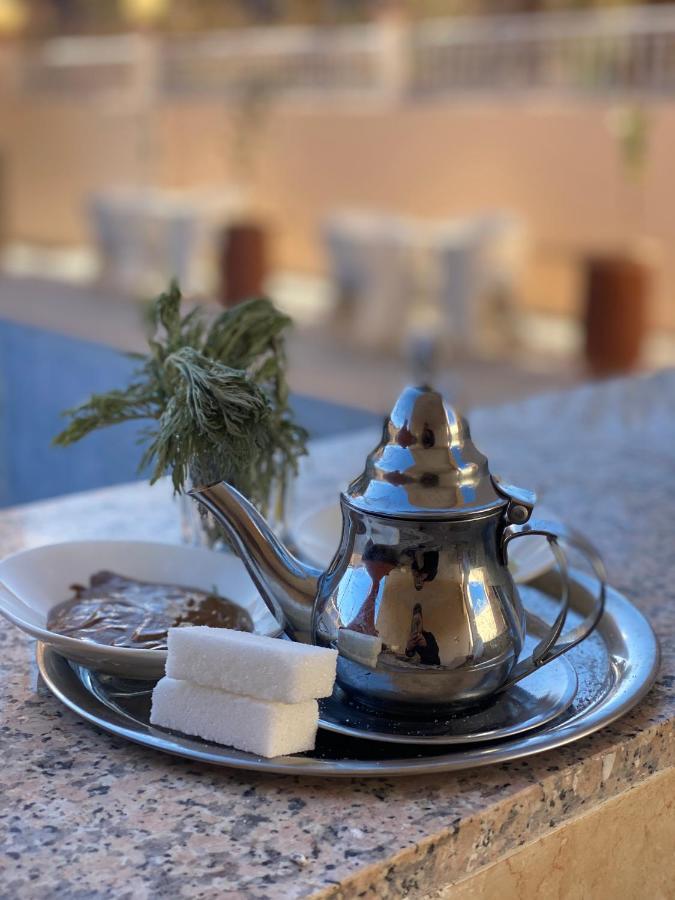 Dar Izem Hotel Tafraout Bagian luar foto