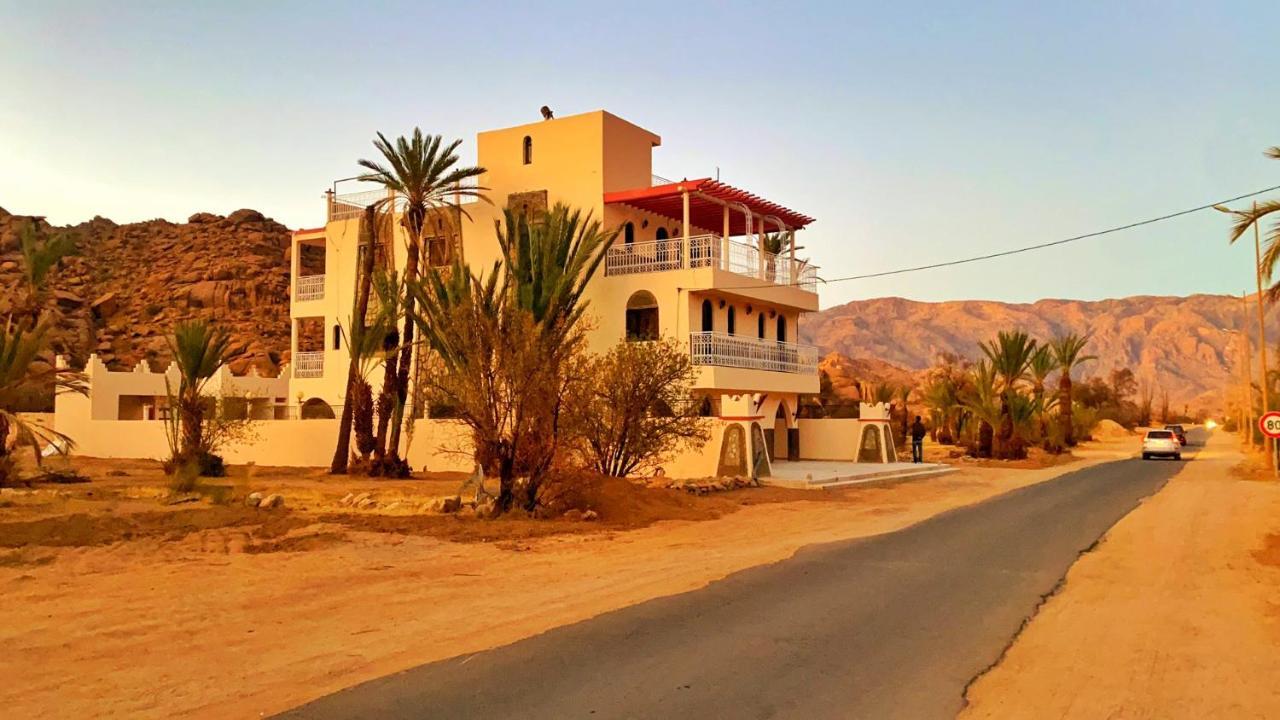 Dar Izem Hotel Tafraout Bagian luar foto