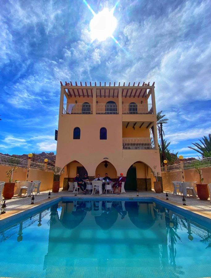 Dar Izem Hotel Tafraout Bagian luar foto